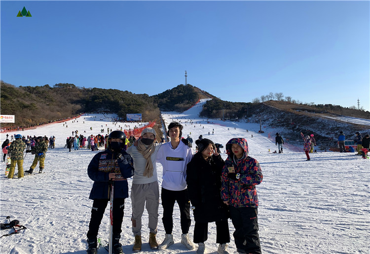 云佛山滑雪03.jpg